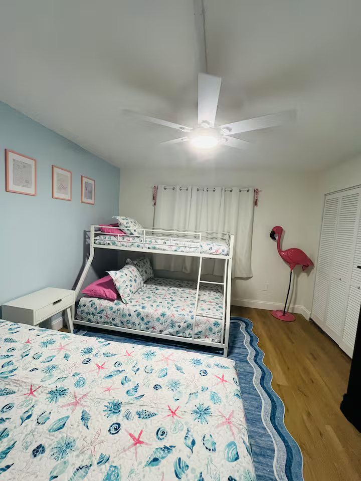 Unit 1308 3BR & 5 BEDS