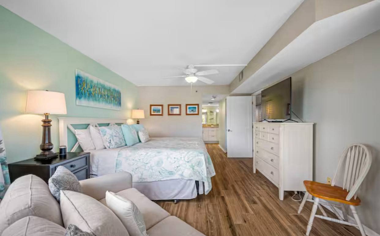 Unit 1304-2BR -- Double Condo