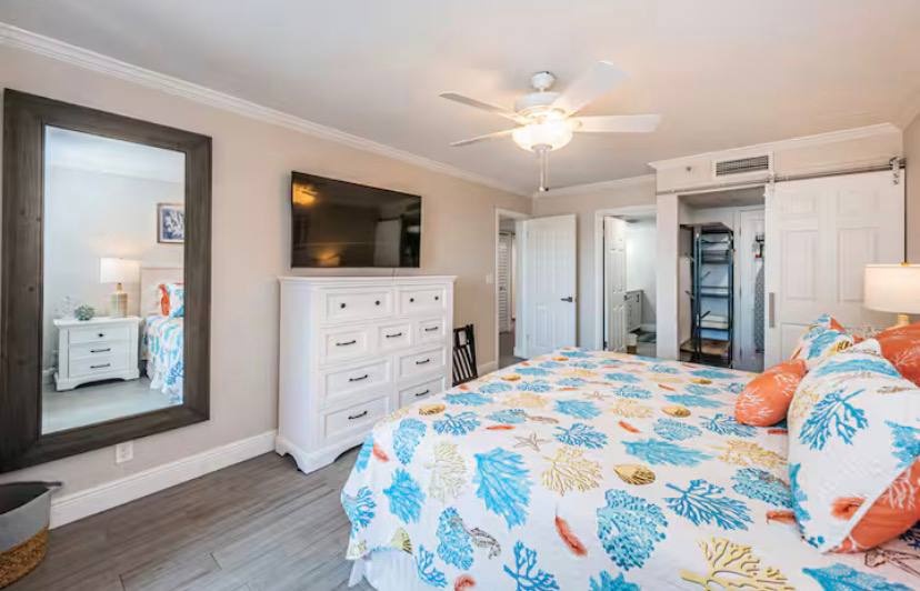 Unit 2205, 1Bedroom & 2Beds