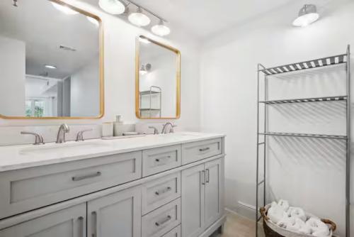 01d5e8f7-f2d5-4bef-a41f-b7957c24c07c