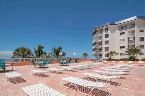 5b2df810-d8e5-482e-bda9-e622557dfa25