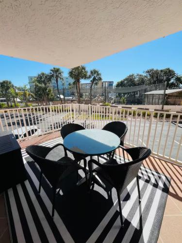 e699db63-6b23-49d2-ac25-0641397e58a9