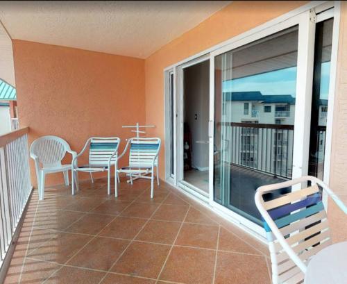 photo_5996906868418661426_y