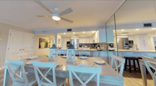 photo_5996906868418661480_y