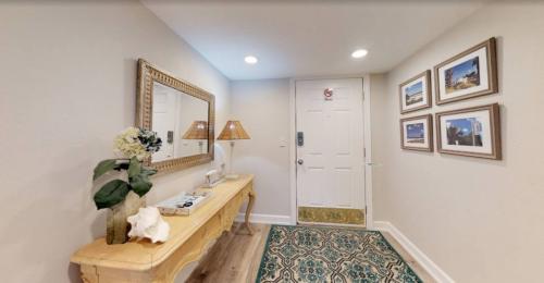 photo_5996906868418661500_y