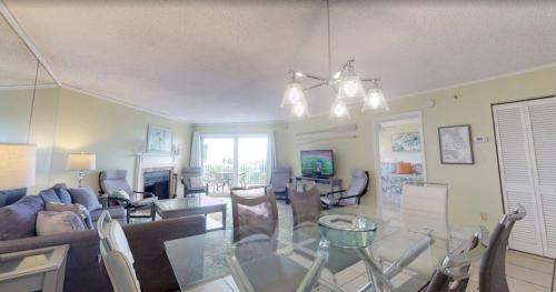 photo_5996906868418661544_y